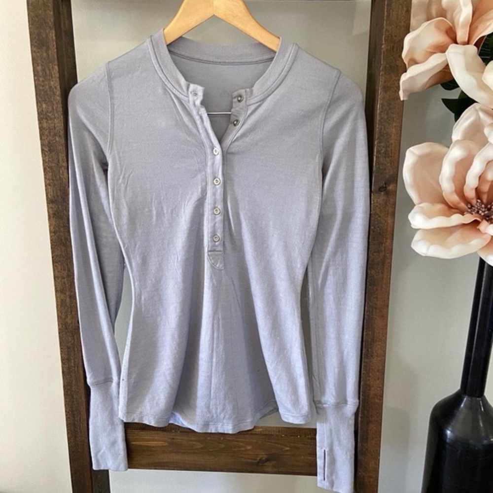 Lululemon Fireplace Jersey Henley tops sz 2 - Picture 2 of 2